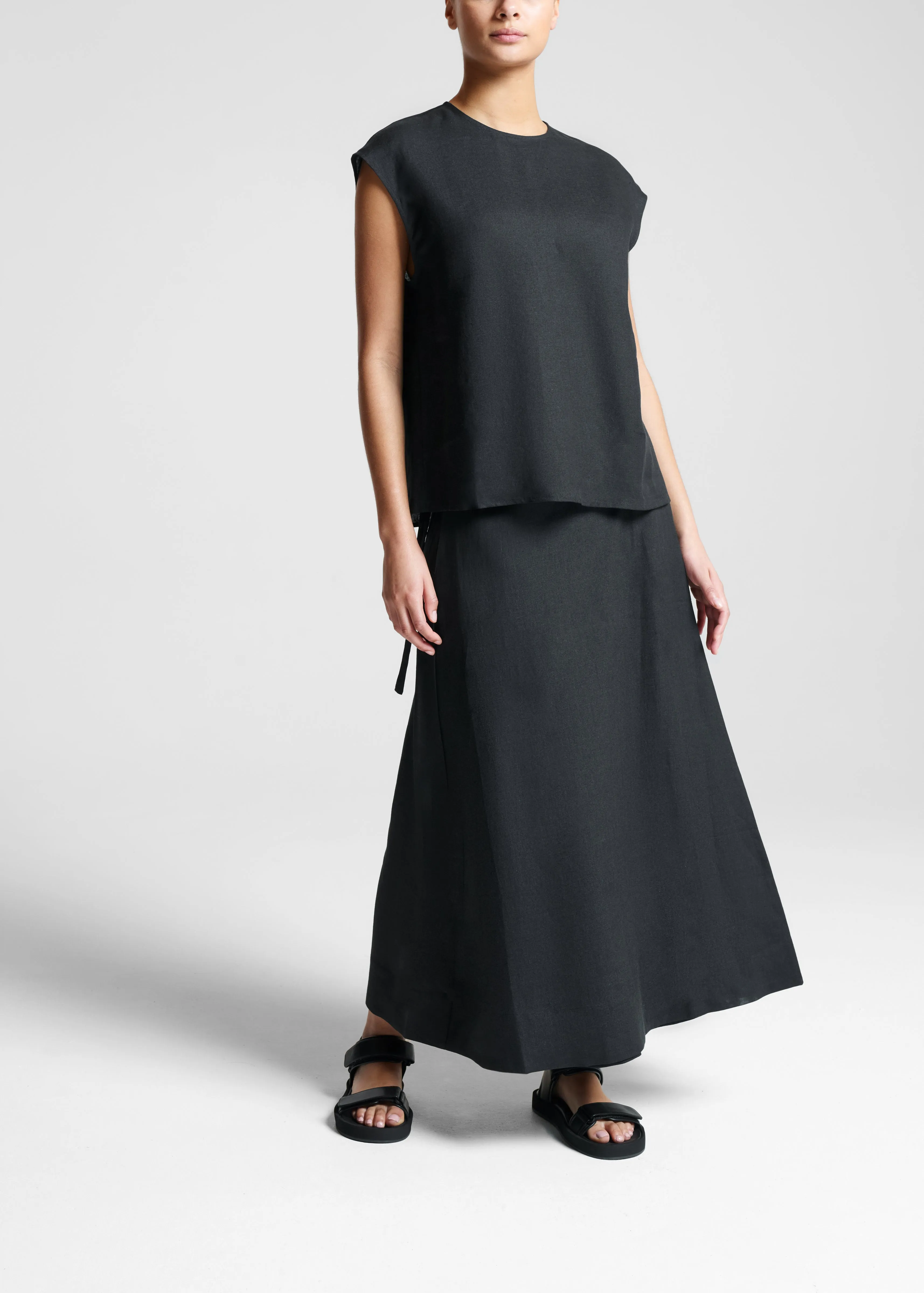 Amalfi Skirt Black Organic Linen