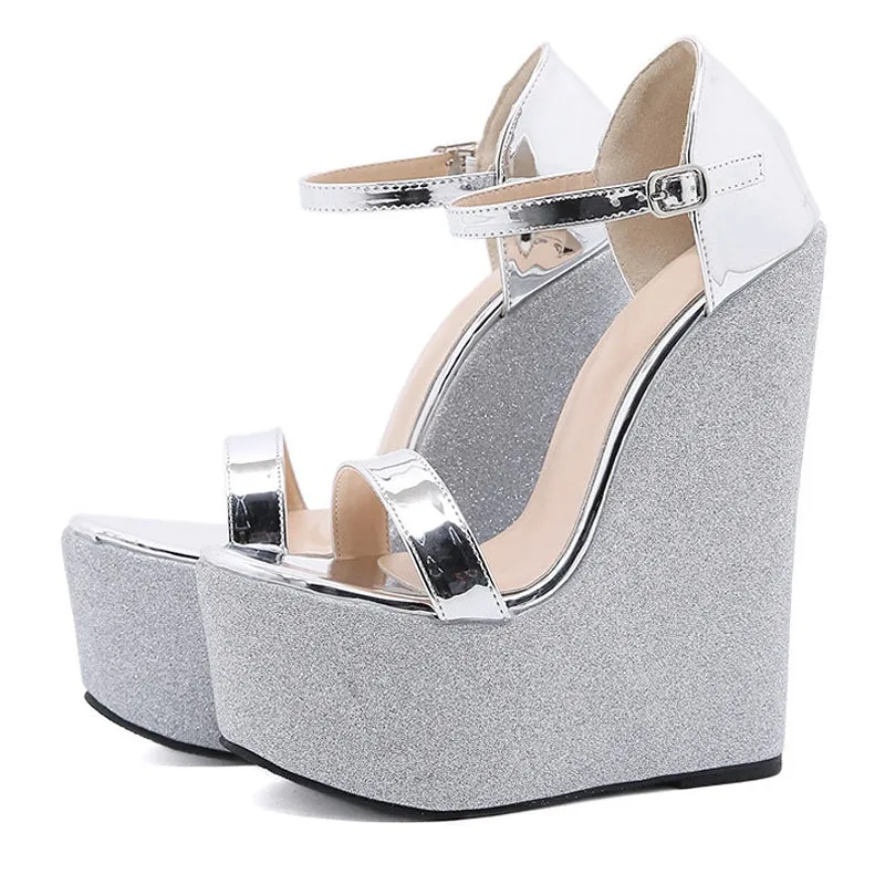 BerriesJam - 2024 Summer Silver Platform Buckle Wedges