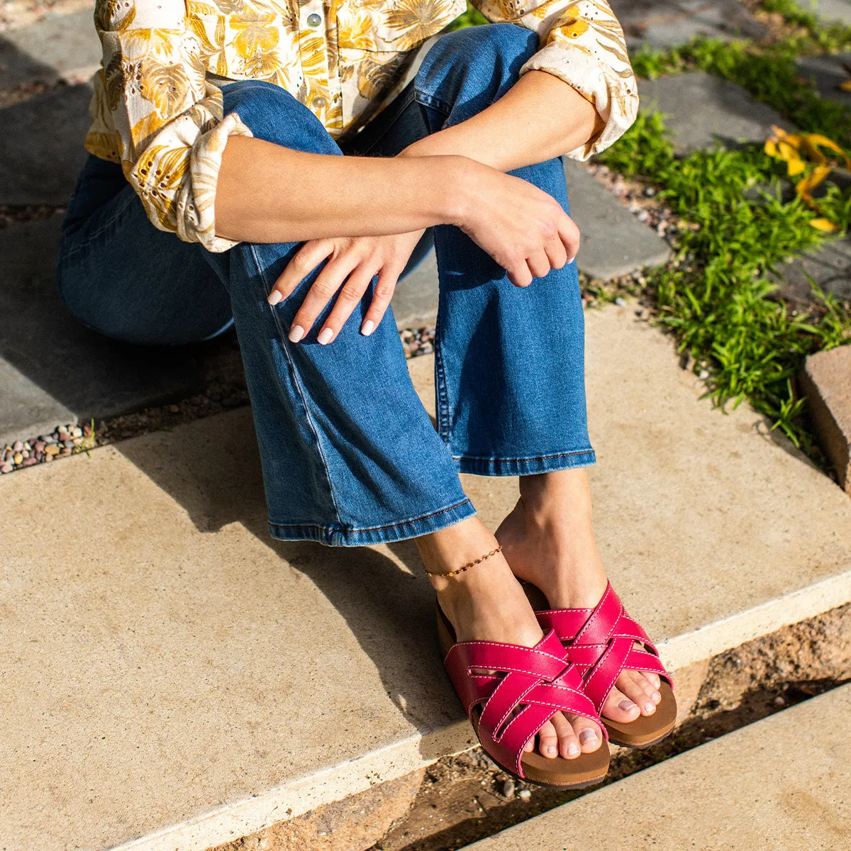 Clever Wedge Sandal