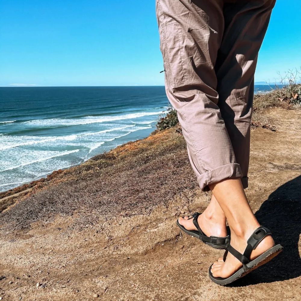 Luna Leadville Trail Black Sandals