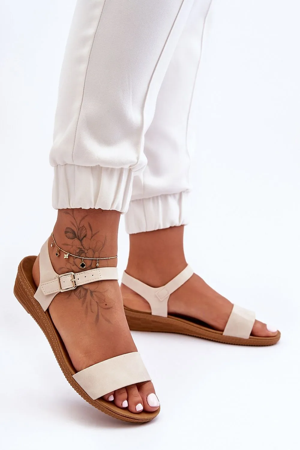 Sandals model 183418 Step in style