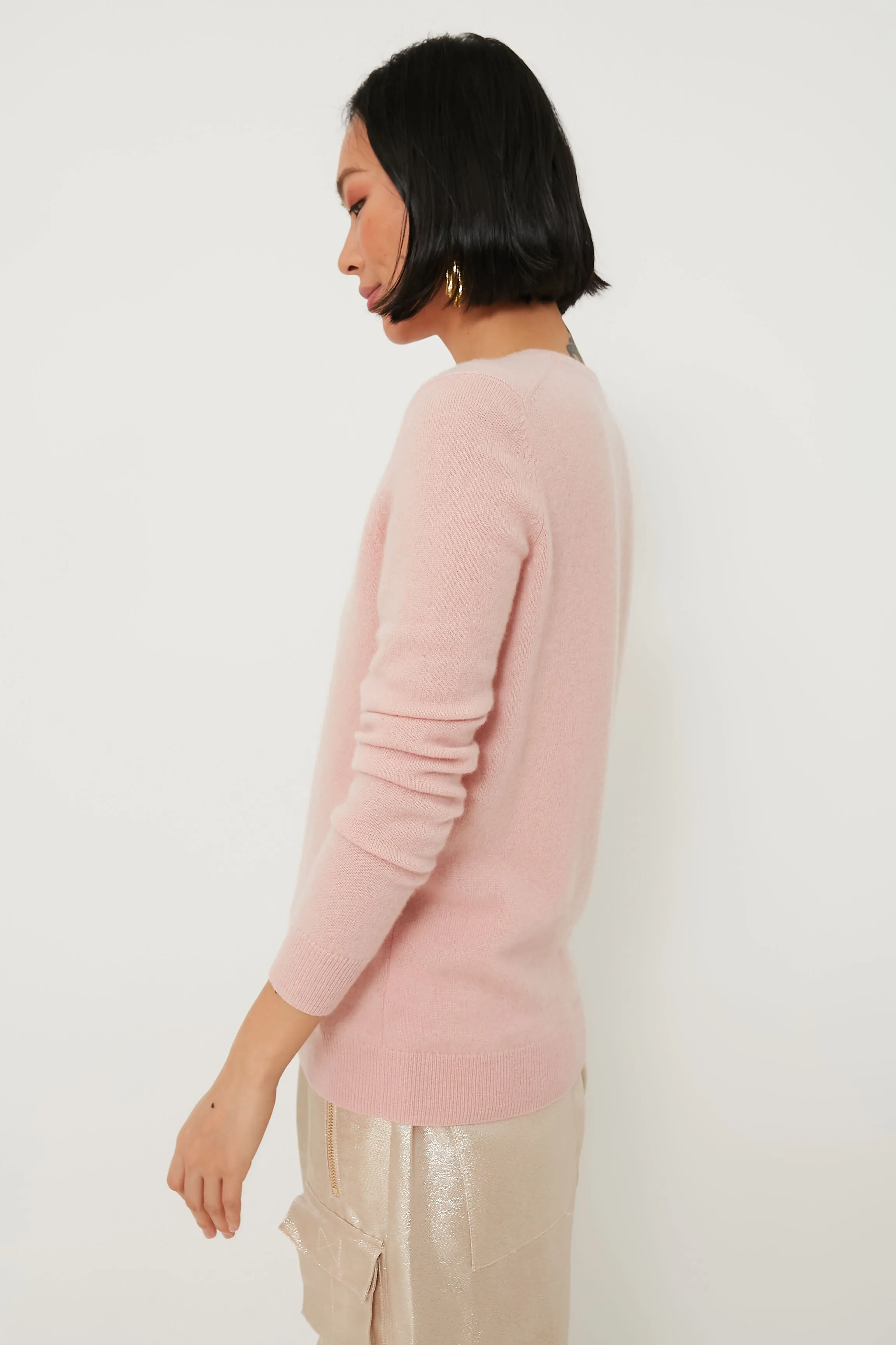 Soft Pink Cashmere V-Neck Sweater